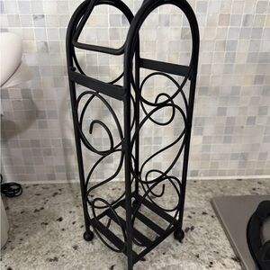 Black Metal Scroll Wine Rack
